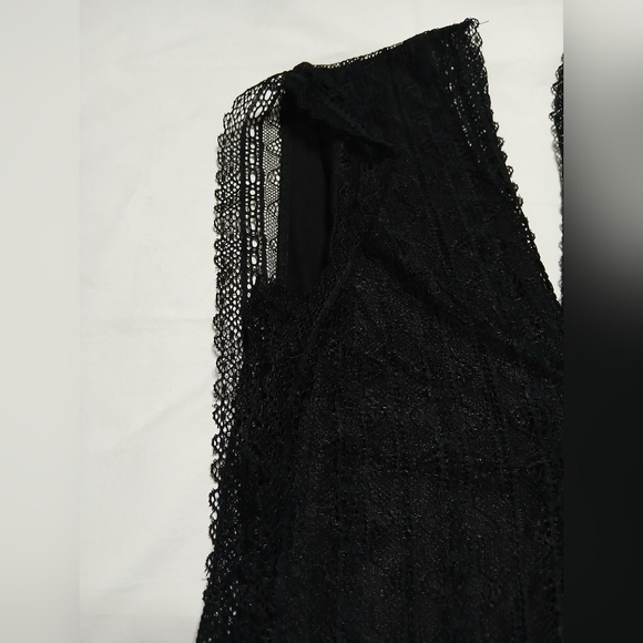 Golden‎ Days Paris Women Black Lace Bodysuit - Picture 4 of 12